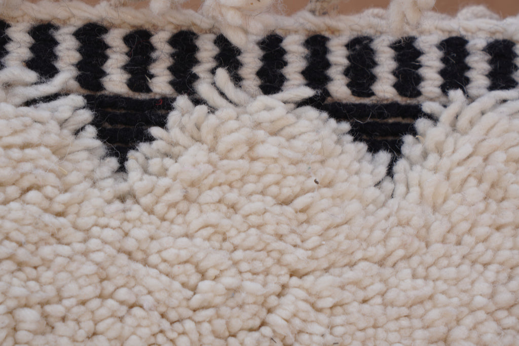 MINIINIMALIST BENI OURAIN MOROCCAN RUG- BLACK IVORY WOOL PIECE