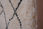 GEOEOMETRIC BENI OURAIN RUG - HANDWOVEN BERBER WOOL CARPET