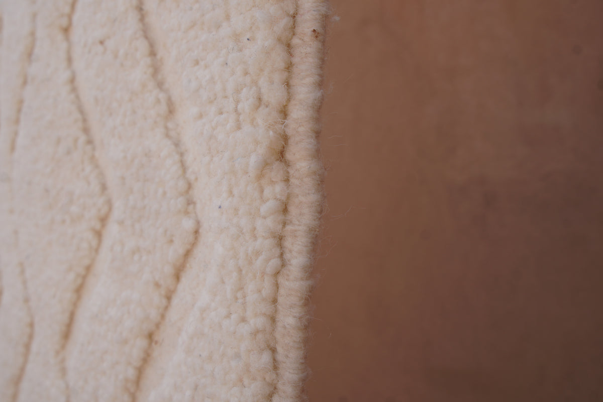 BENI OURAIN MOROCCAN RUG - MINIMAL DIAMOND BEIGE WOOL RUG
