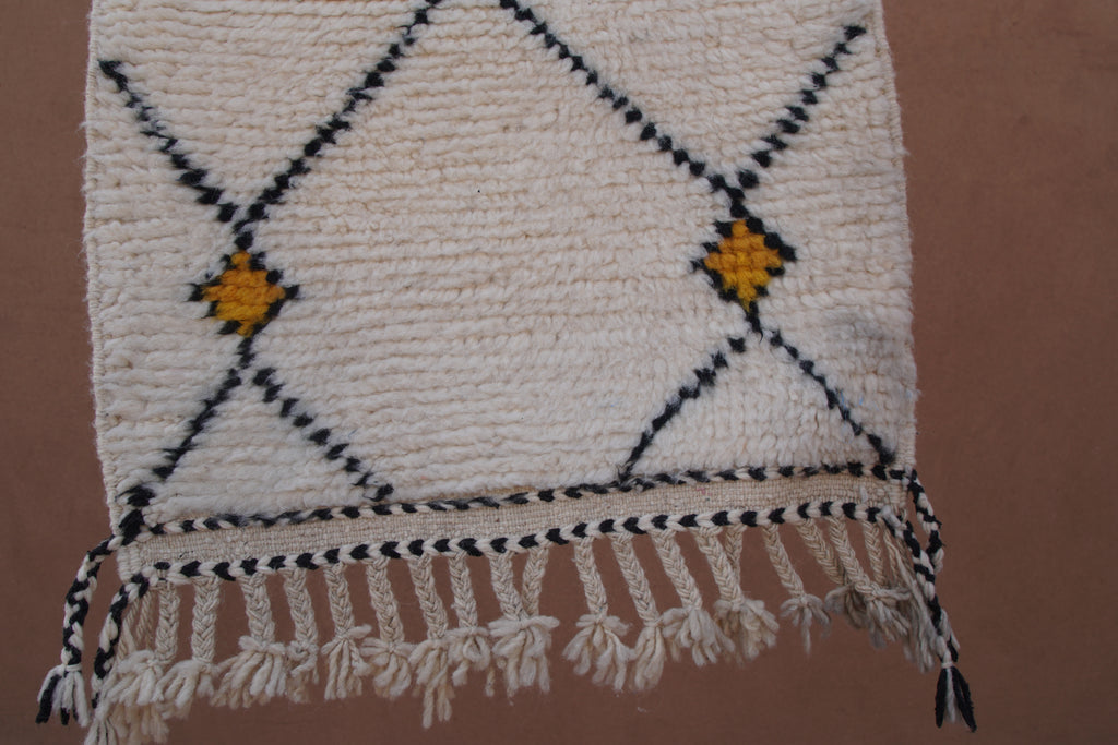 BENI OURAIN RUG - HANDWOVEN MOROCCAN WOOL BERBER CARPET